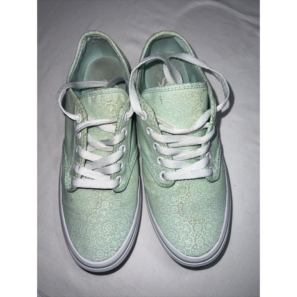 Size 8 - VANS Authentic Off The Wall Green